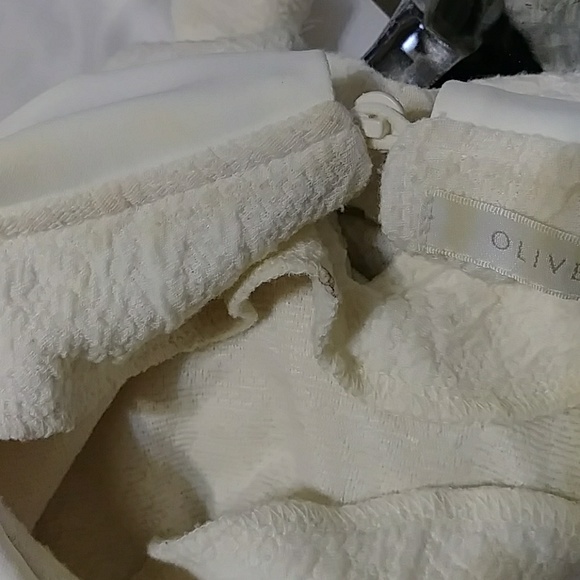 Olive Des Olive Ivory Long Sleeve Collared Sweater - Picture 7 of 8